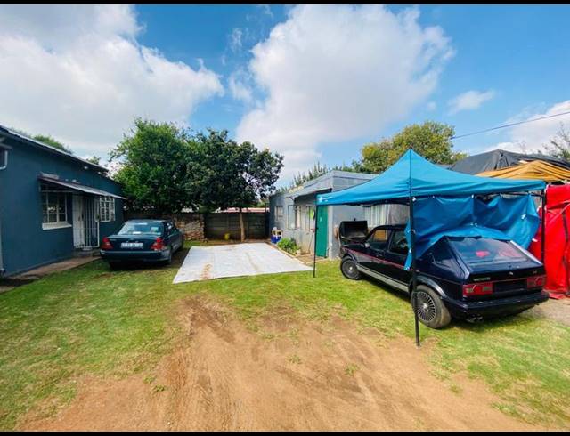 13 BEDROOM HOUSE FOR SALE IN PRIMROSE